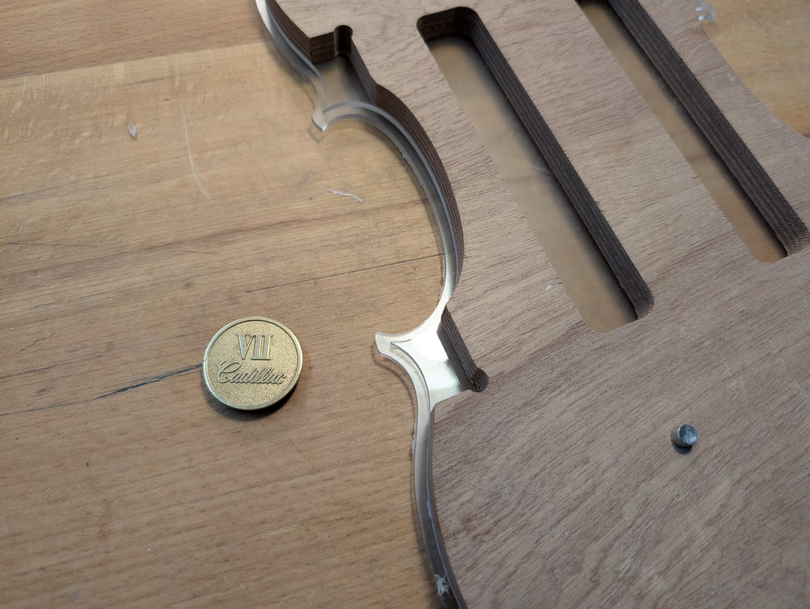 Mold corner — rib slot, hardwood, scale token