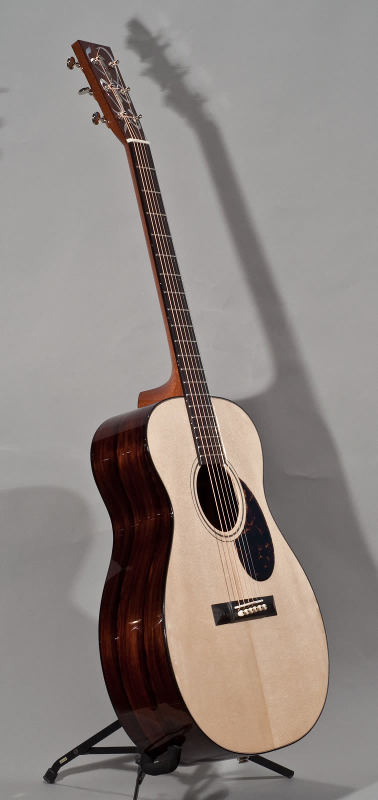 Orchestra Model guitar, brazilian rosewood